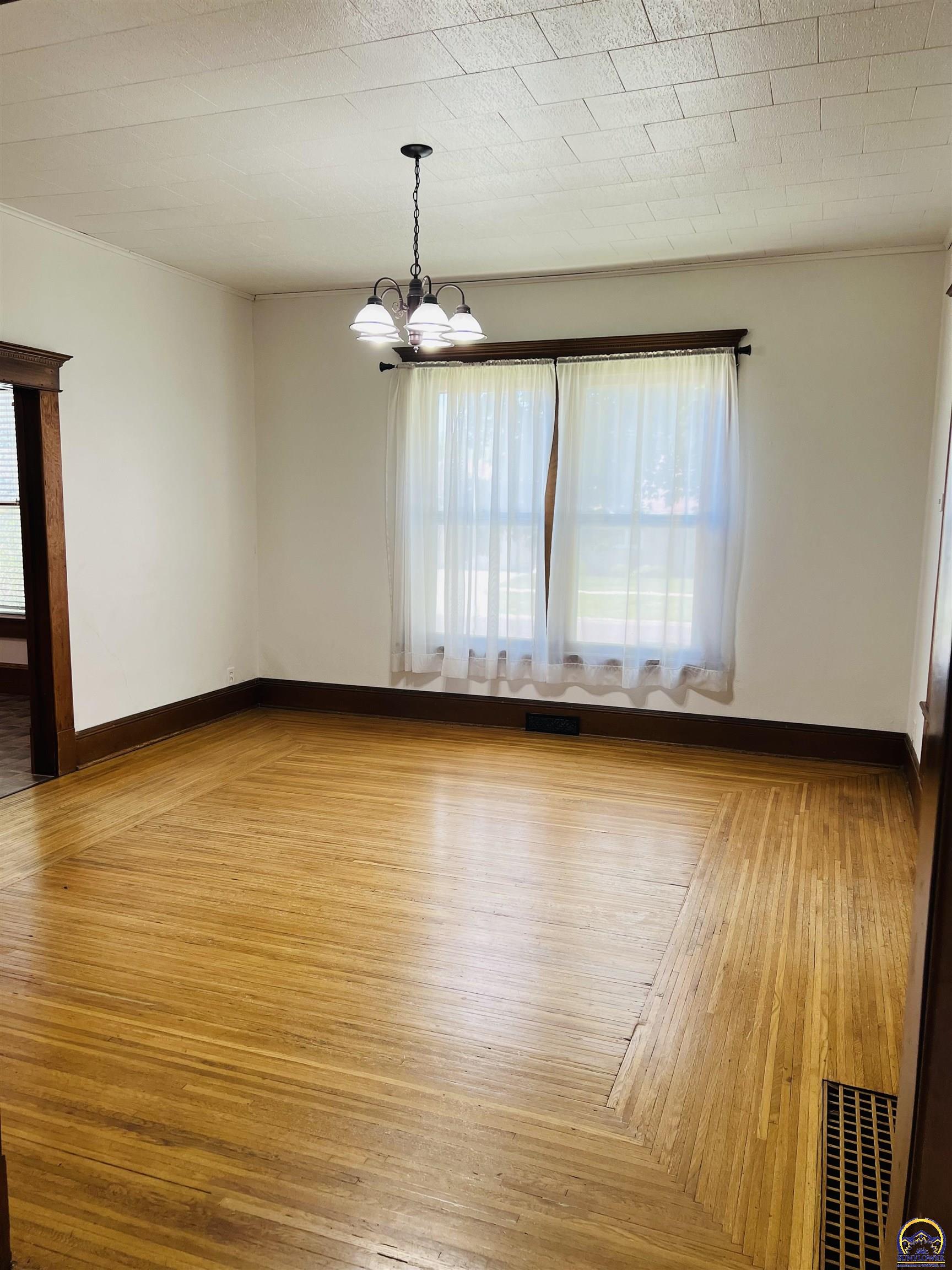 703 Pioneer Street Seneca, KS 66538 - Photo 22 of 40