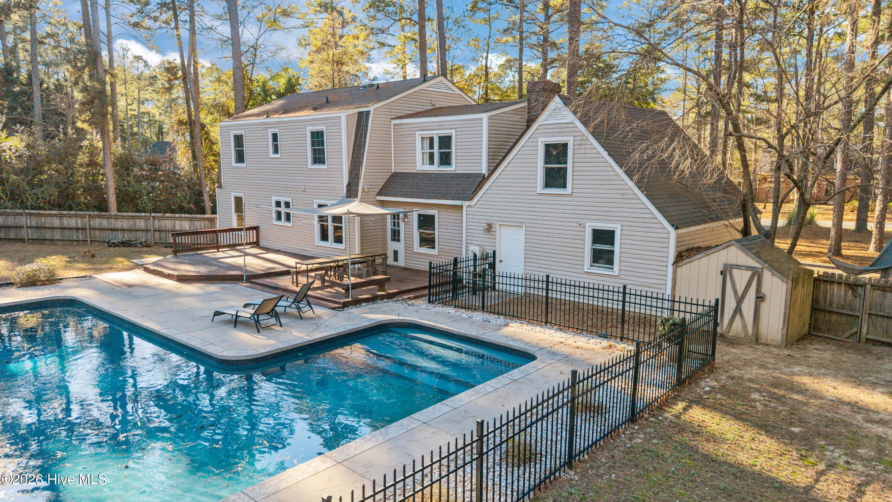 215 Canterbury Road Southern Pines, NC 28387 - Photo 2 of 58 4618deea-bee0-4e89-867e-14f228b751dc