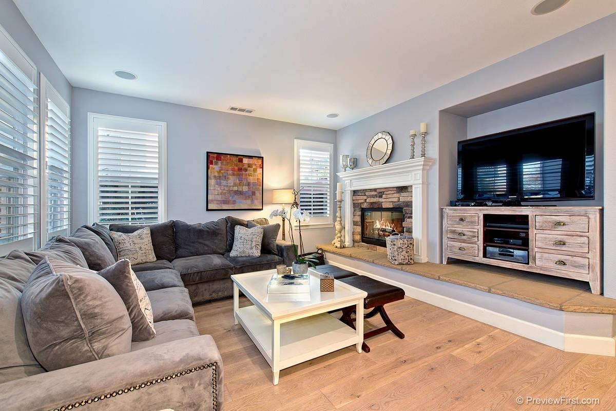 2641 Paradise Road Carlsbad, CA 92009 - Photo 14 of 25 Gallery Image 14
