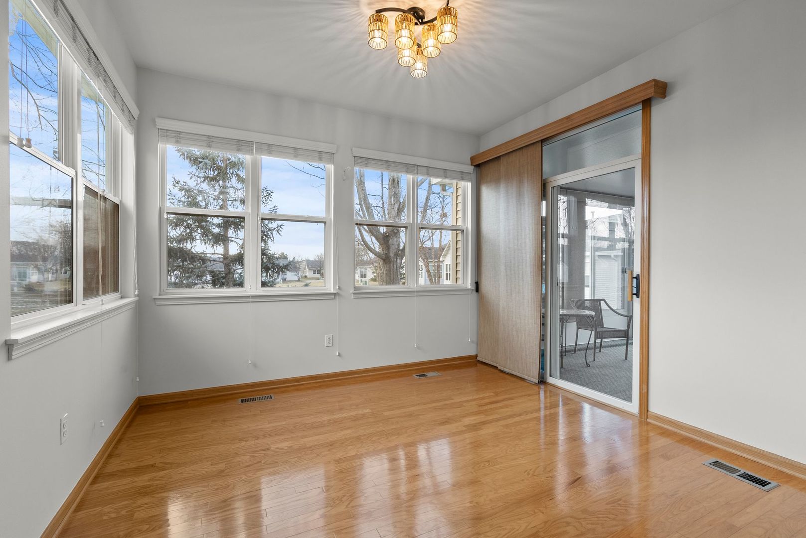 1534 Cadillac Circle Romeoville, IL 60446 - Photo 8 of 25 a view of an empty room with a window