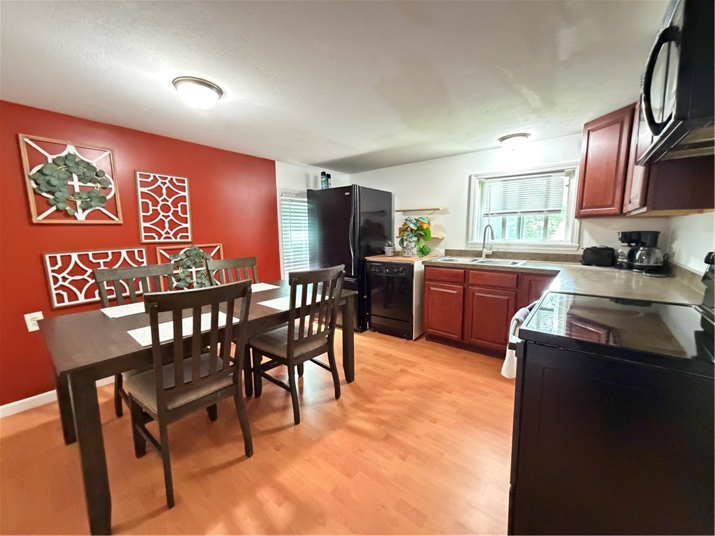 117 Pollard Avenue, Unit UPSTAIRS Rochester, NY 14612 - Photo 5 of 16