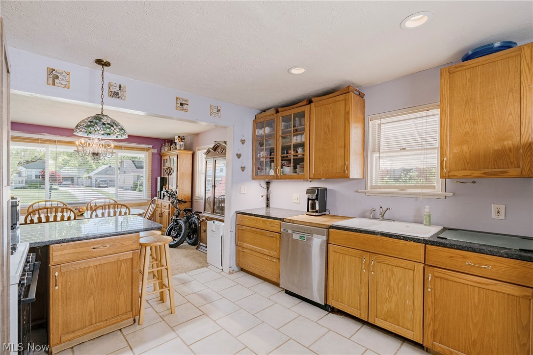 5363 Summit Road Cleveland, OH 44124 - Photo 8 of 25