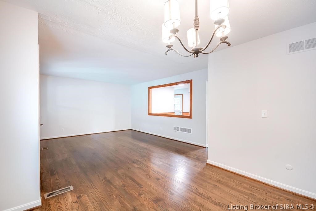 4011 Hunters Trail Floyds Knobs, IN 47119 - Photo 13 of 79