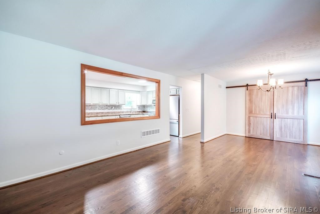 4011 Hunters Trail Floyds Knobs, IN 47119 - Photo 14 of 79