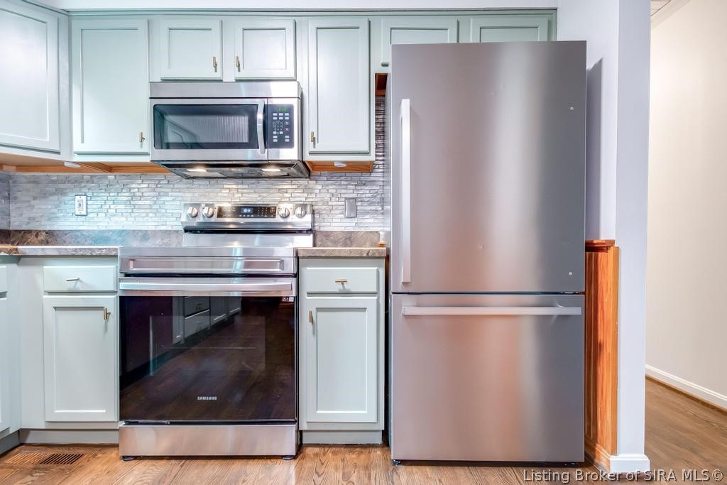 4011 Hunters Trail Floyds Knobs, IN 47119 - Photo 23 of 79