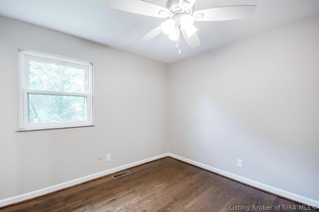 4011 Hunters Trail Floyds Knobs, IN 47119 - Photo 31 of 79