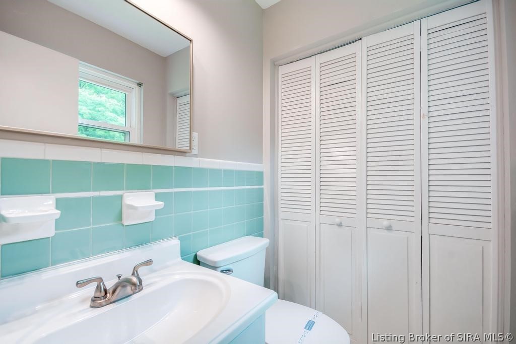 4011 Hunters Trail Floyds Knobs, IN 47119 - Photo 33 of 79