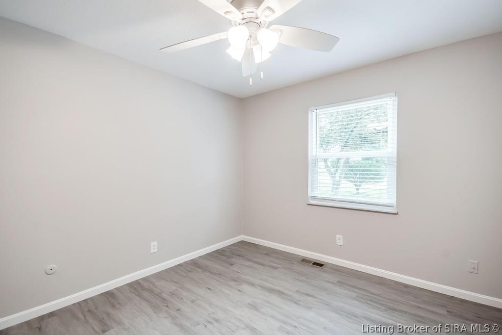 4011 Hunters Trail Floyds Knobs, IN 47119 - Photo 37 of 79