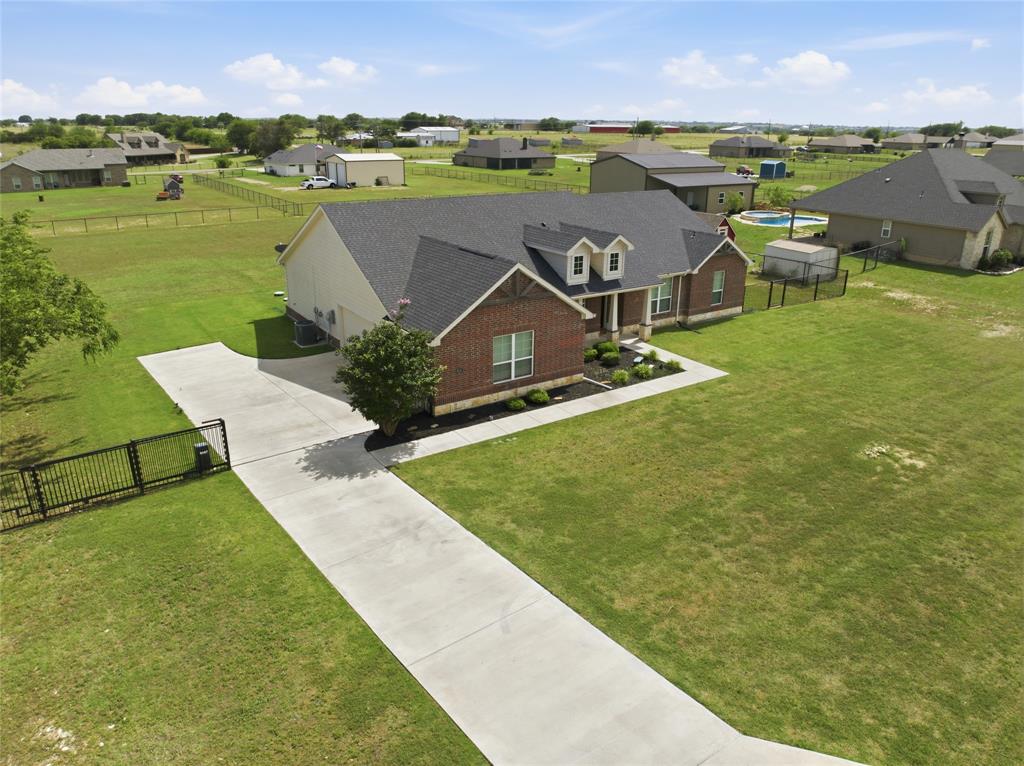 6343 Rustic Edge Street Godley, TX 76044 - Photo 4 of 37