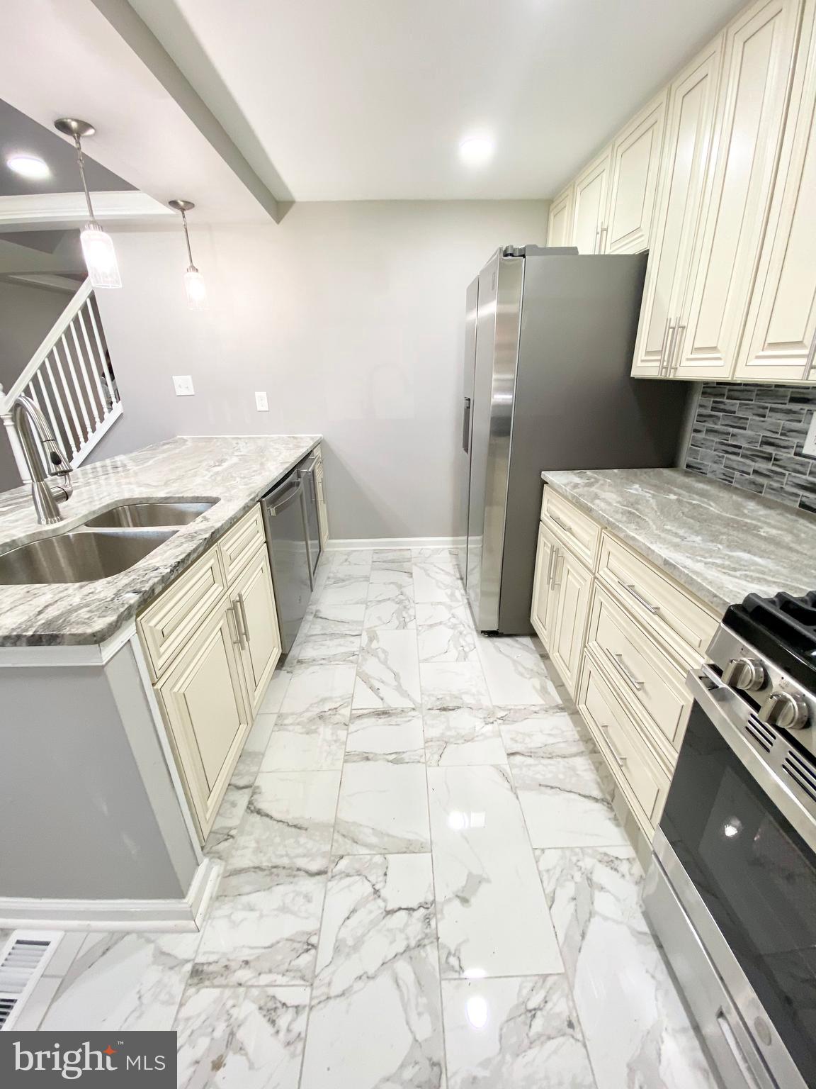 5403 Bucknell Road Baltimore, MD 21206 - Photo 5 of 15 Gallery Image 5