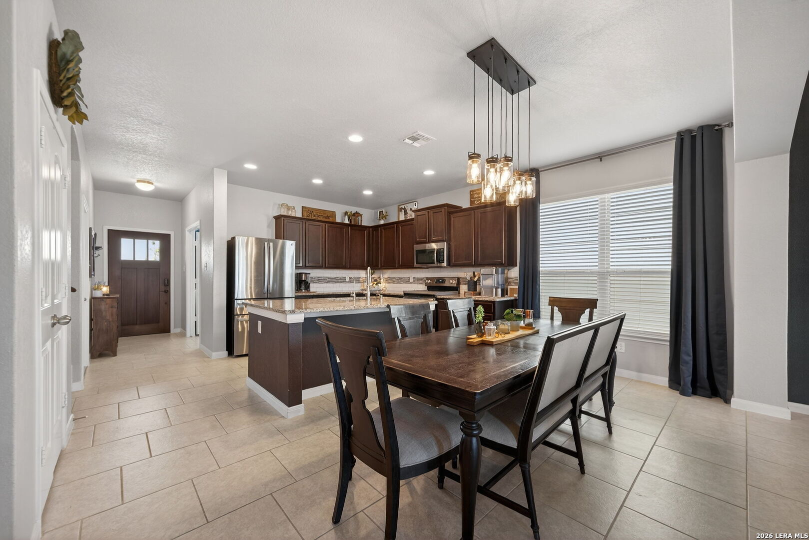 10319 Barbeque Bay Converse, TX 78109 - Photo 13 of 35