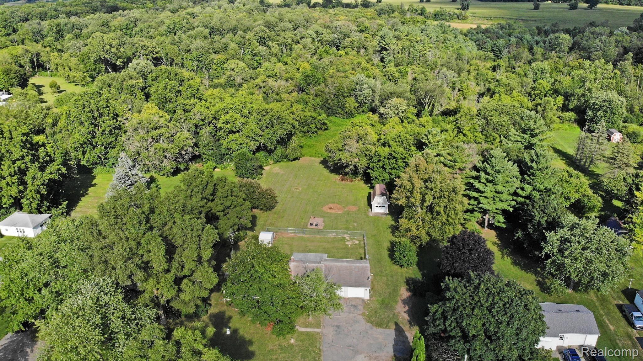 4327 South State Road Davison, MI 48423 - Photo 2 of 68 Aerial Front