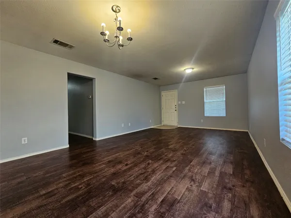 $1,795 | 201 Bluebonnet Trail, Leander, TX 78641