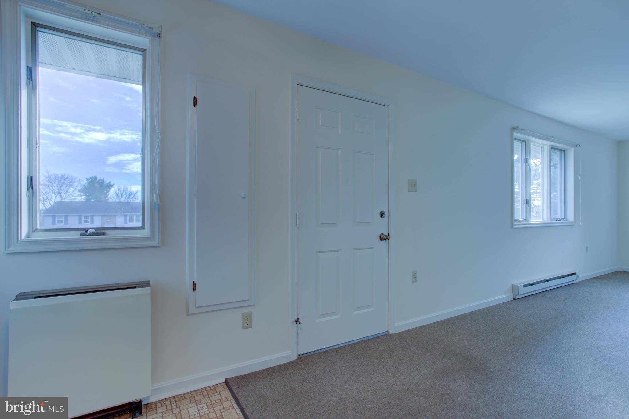 101 Sunrise Avenue Lititz, PA 17543 - Photo 3 of 25