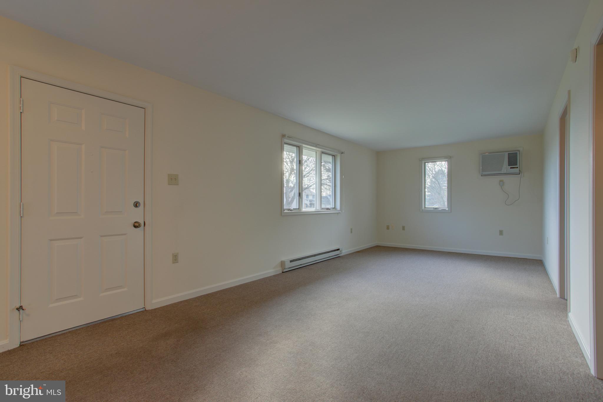 101 Sunrise Avenue Lititz, PA 17543 - Photo 4 of 25