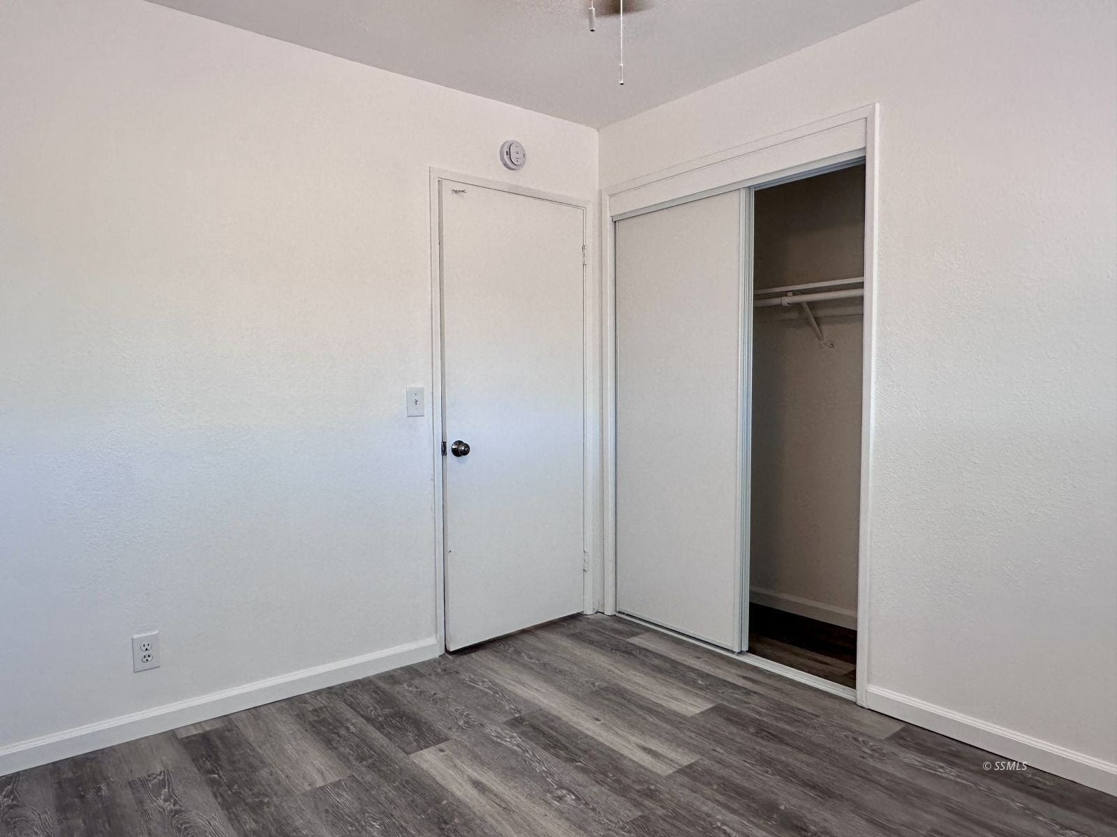 241 South Richmond Road Ridgecrest, CA 93555 - Photo 11 of 28 Gallery Image 11