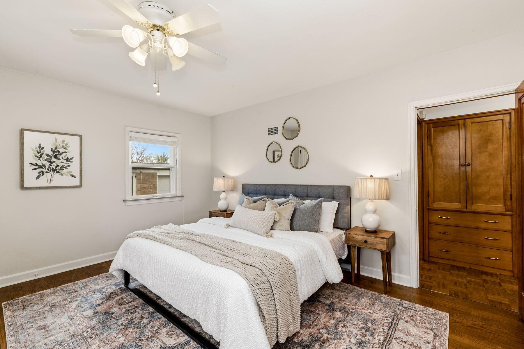 1350 Blue Ridge Boulevard Elm Grove, WI 53122 - Photo 15 of 35 Primary - Main Floor