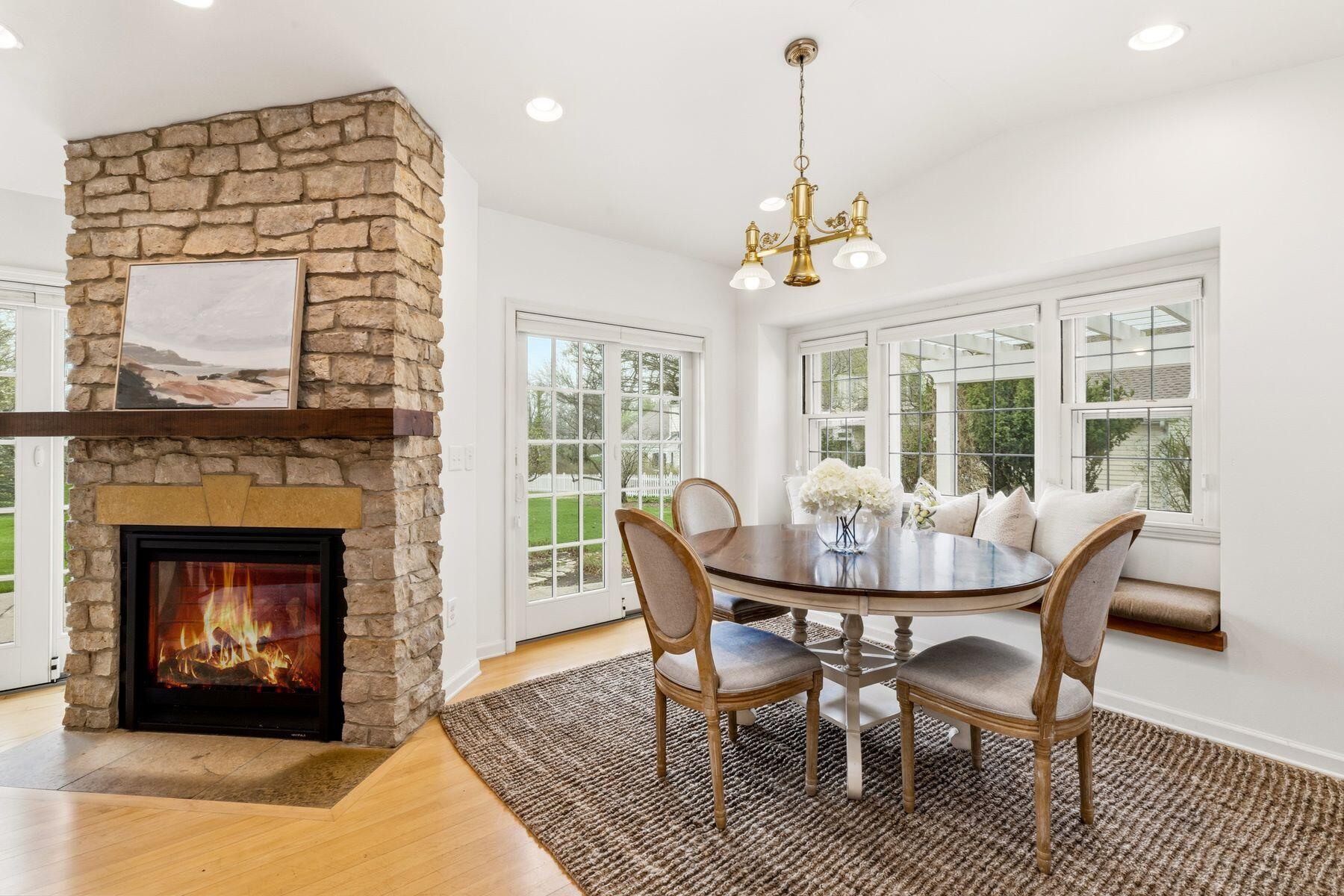 1350 Blue Ridge Boulevard Elm Grove, WI 53122 - Photo 5 of 35 Dining Nook
