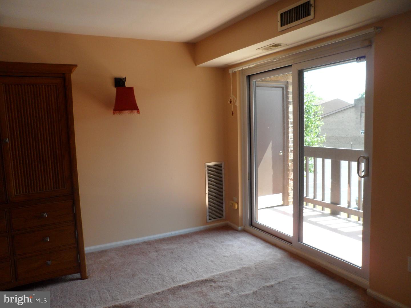 1202 Delaire Landing Road Philadelphia, PA 19114 - Photo 7 of 25