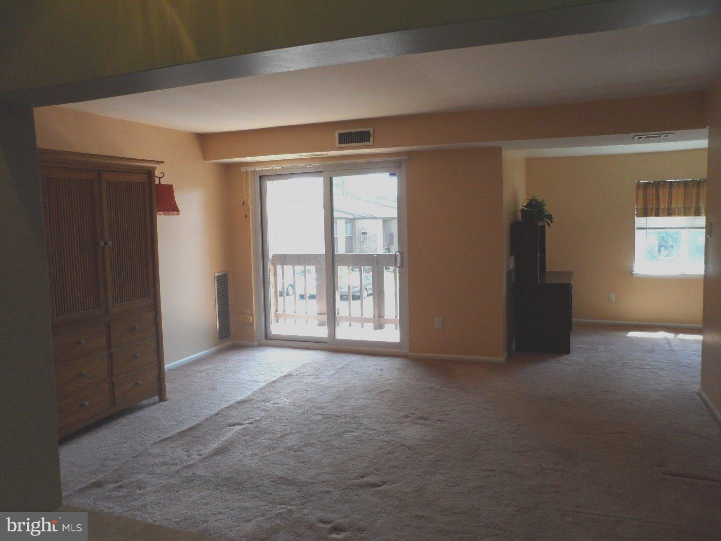 1202 Delaire Landing Road Philadelphia, PA 19114 - Photo 9 of 25