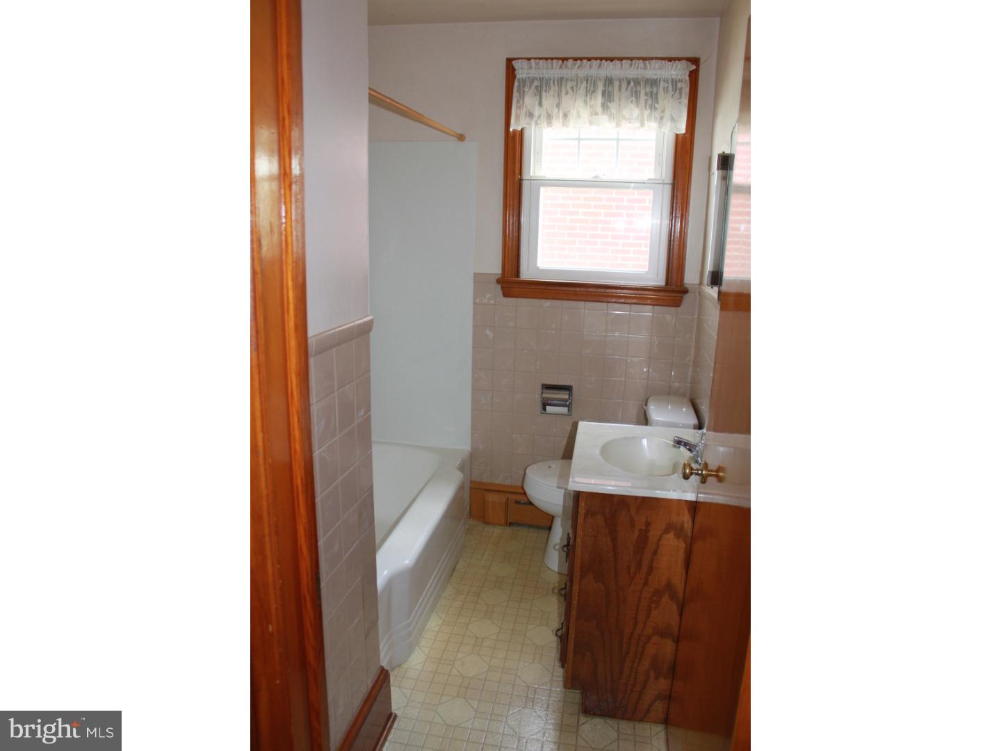 308 Brownbacks Church Road Spring City, PA 19475 - Photo 16 of 21 Bathroom