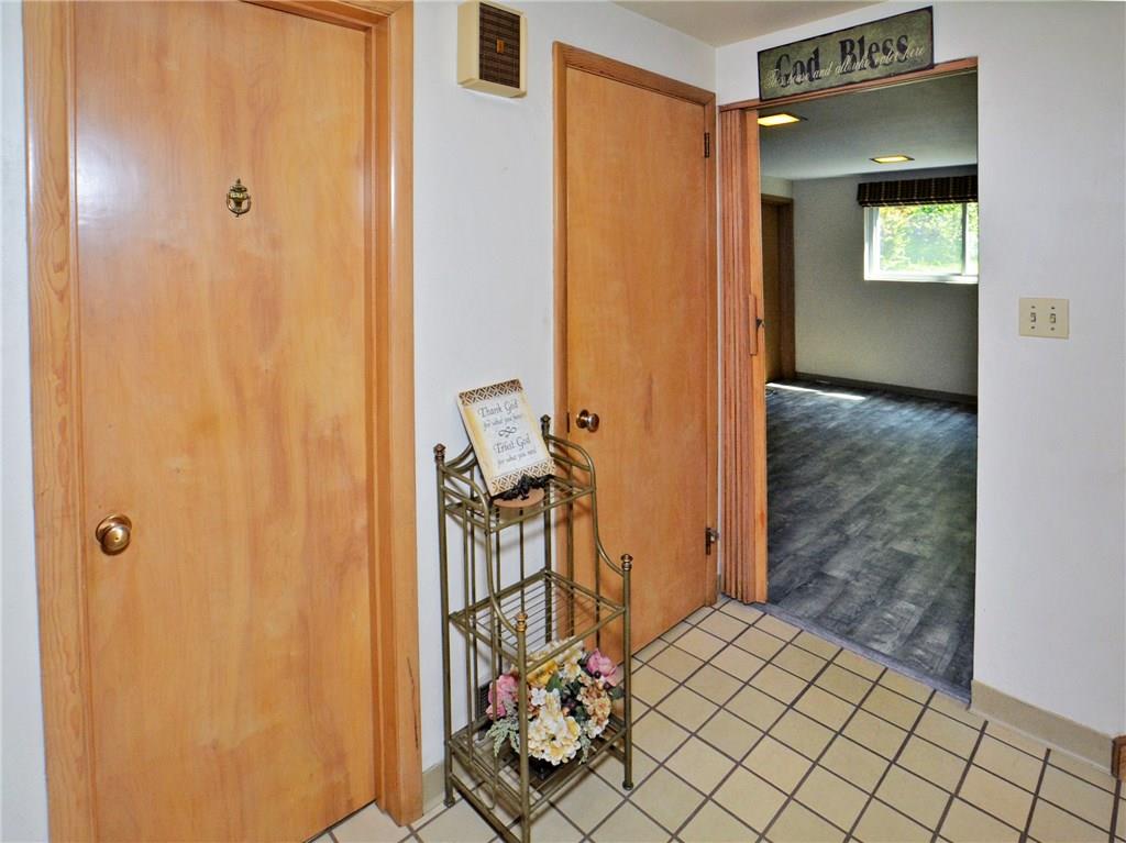 107 Leslie Road Monroeville, PA 15146 - Photo 15 of 23 Gallery Image 15