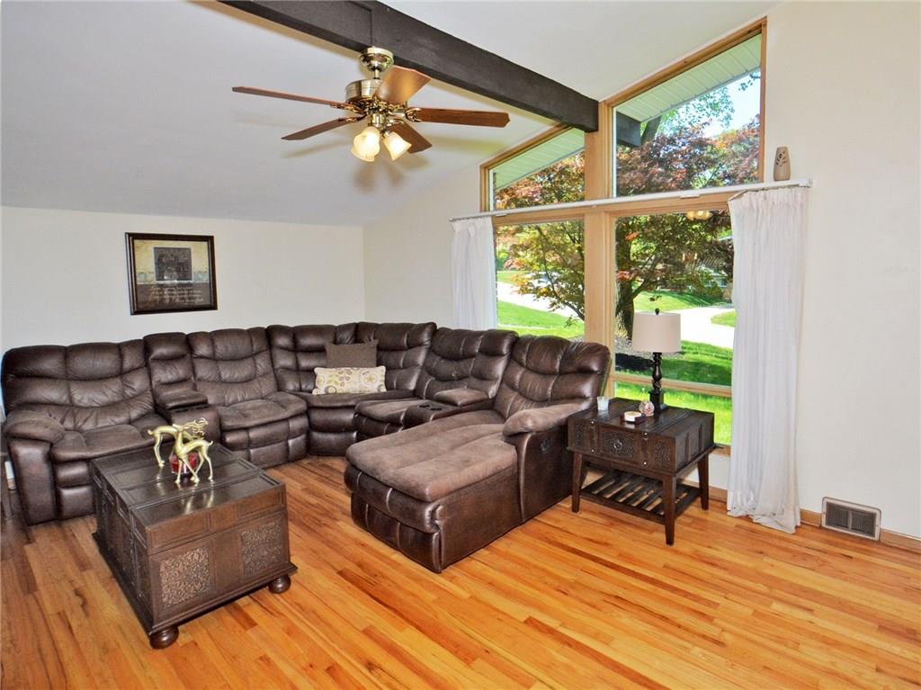 107 Leslie Road Monroeville, PA 15146 - Photo 3 of 23 Gallery Image 3