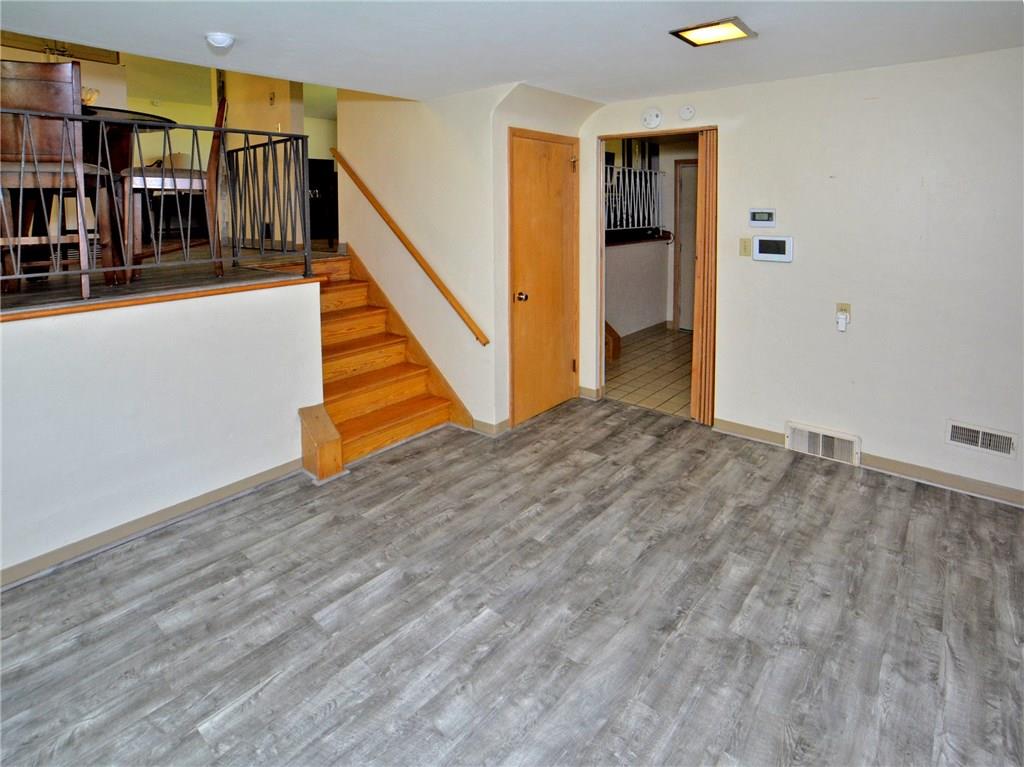 107 Leslie Road Monroeville, PA 15146 - Photo 9 of 23 Gallery Image 9