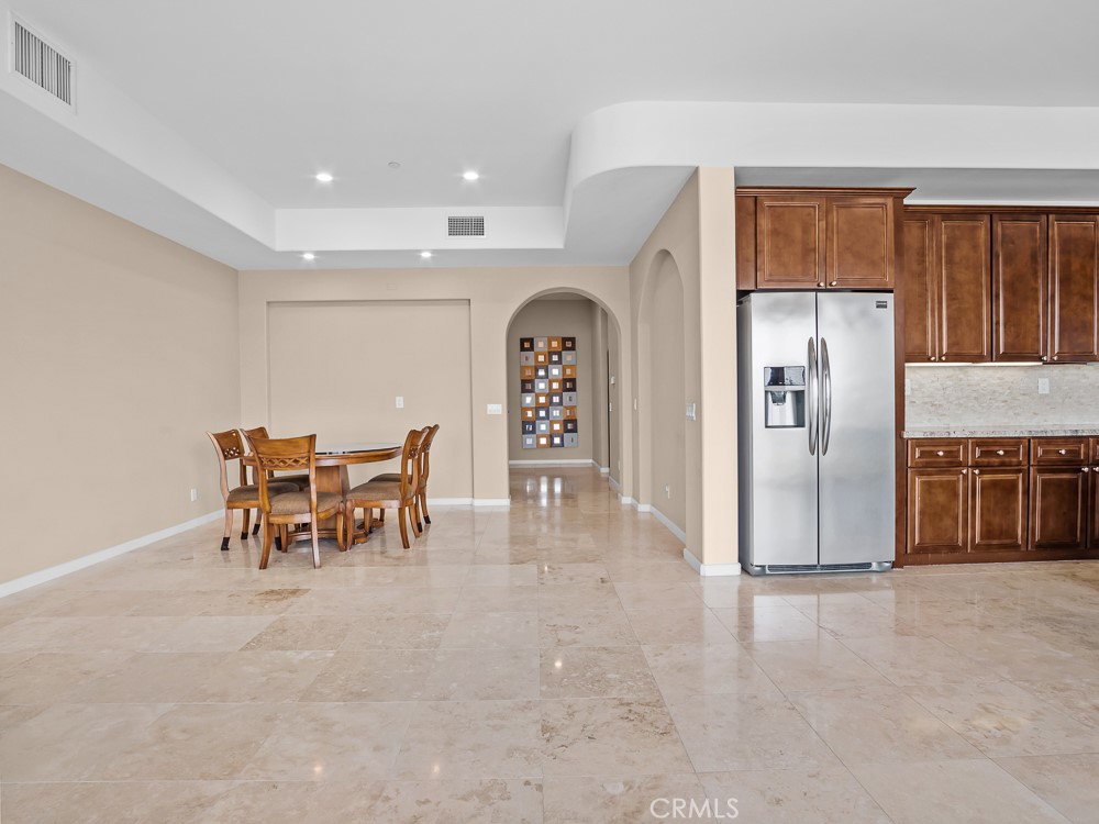 568 Vía Pueblo Riverside, CA 92507 - Photo 15 of 46