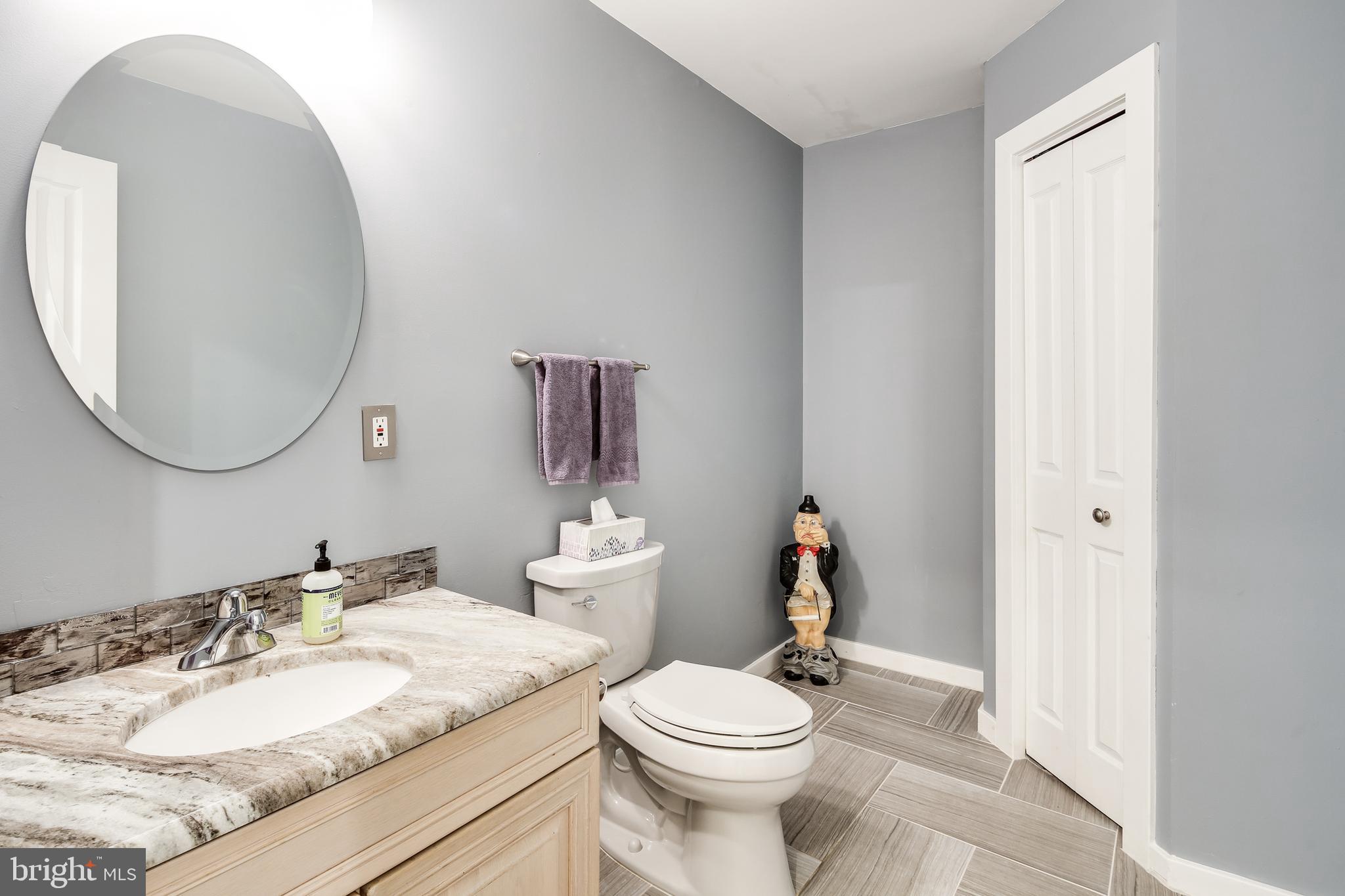17532 Country View Way Mount Airy, MD 21771 - Photo 15 of 68 POWDER ROOM