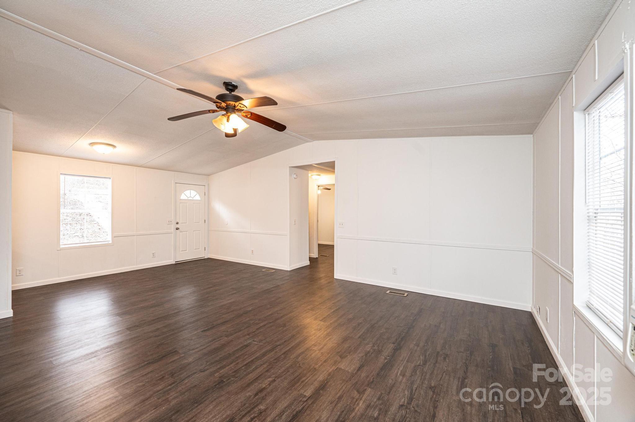 519 Ridgeway Place Southwest Lenoir, NC 28645 - Photo 9 of 18