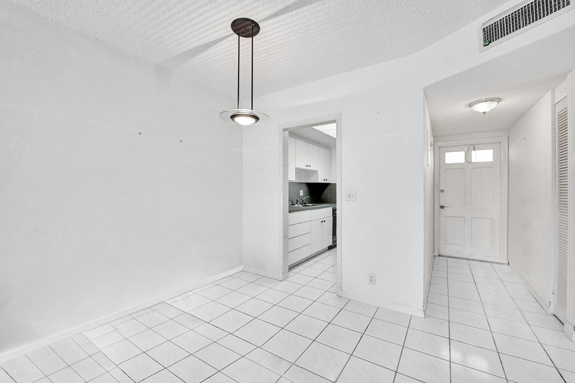 300 Northeast 20th Street, Unit 3060 Boca Raton, FL 33431 - Photo 12 of 36 RJP03123