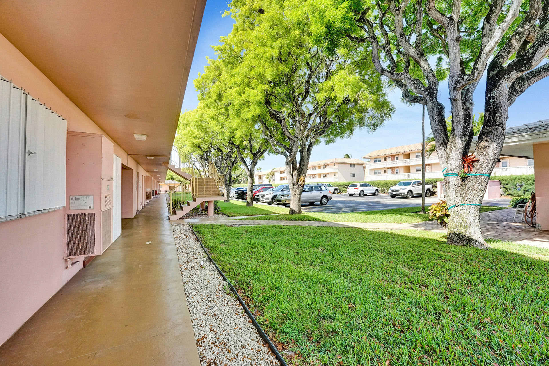 300 Northeast 20th Street, Unit 3060 Boca Raton, FL 33431 - Photo 3 of 36 RJP03096