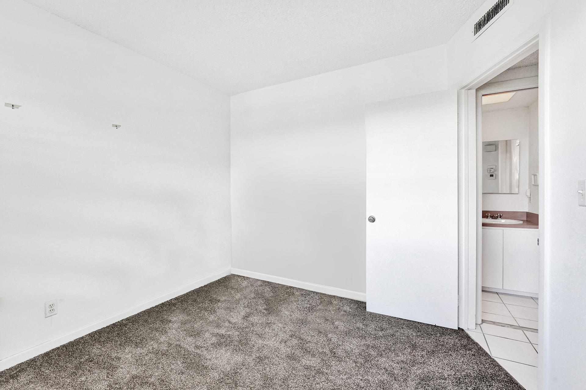 300 Northeast 20th Street, Unit 3060 Boca Raton, FL 33431 - Photo 9 of 36 RJP03114