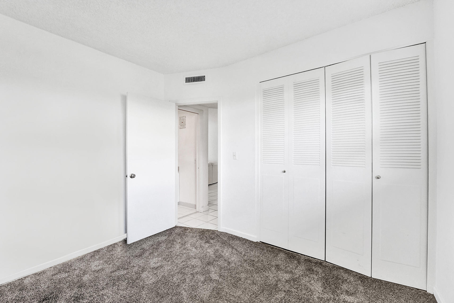 300 Northeast 20th Street, Unit 3060 Boca Raton, FL 33431 - Photo 10 of 36 RJP03117