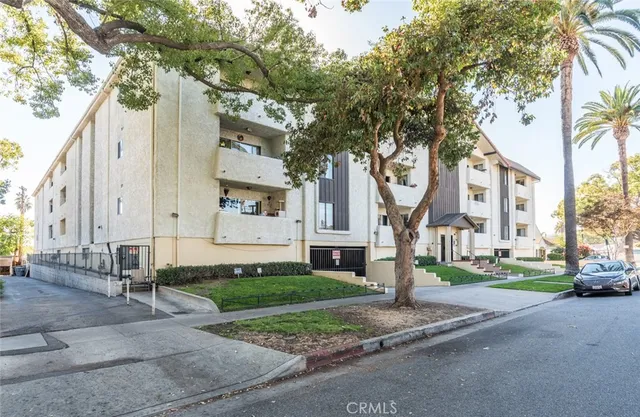 $499,000 | 1422 Rock Glen Avenue, Unit 210, Glendale, CA 91205