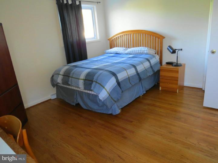 717 Chapel Road Glenside, PA 19038 - Photo 21 of 25 Bedroom 2