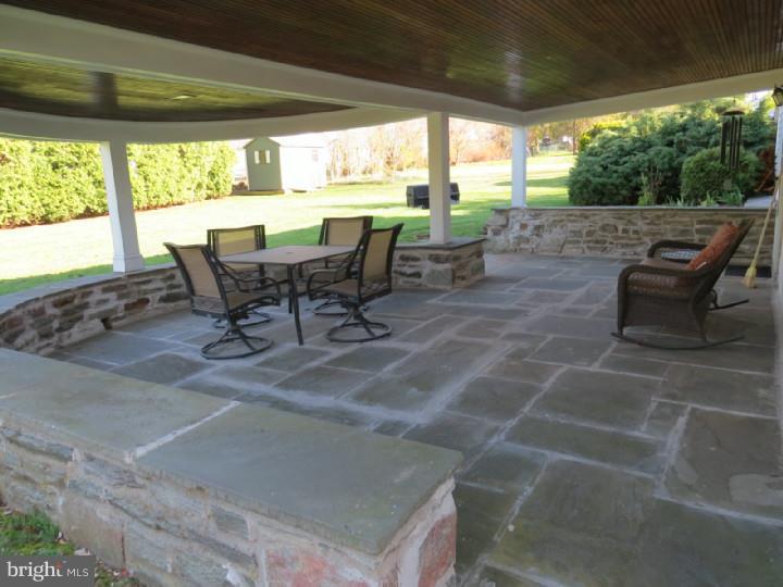 717 Chapel Road Glenside, PA 19038 - Photo 4 of 25 Porch