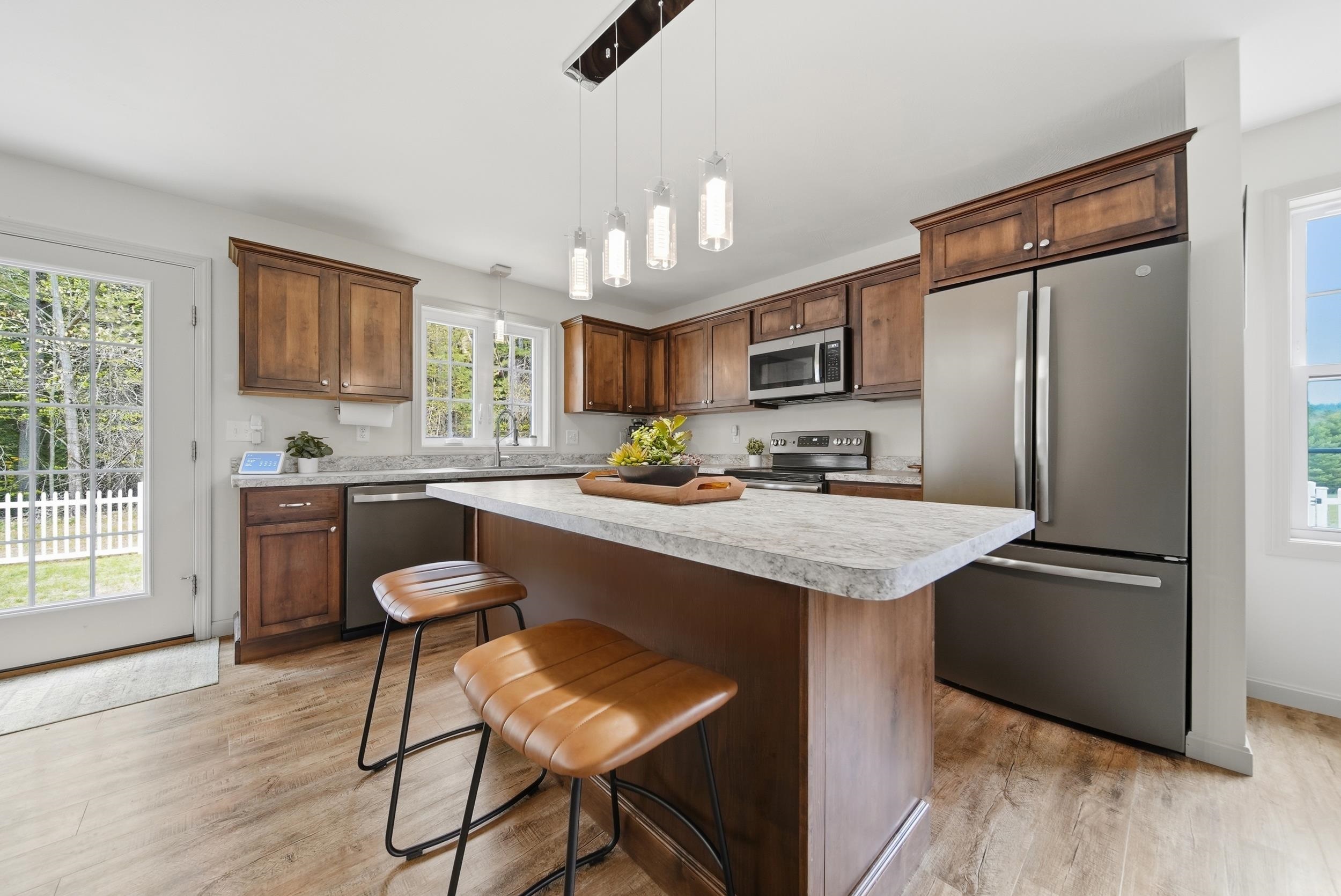 10 Colburn Road New Boston, NH 03070 - Photo 6 of 40