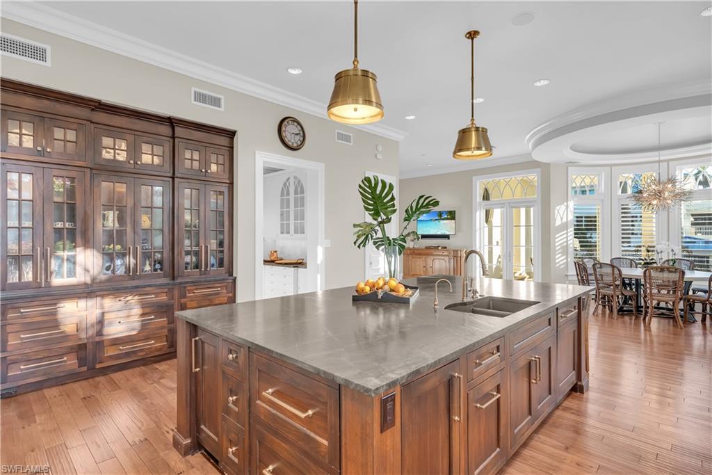 40 5th Avenue South Naples, FL 34102 - Photo 12 of 44