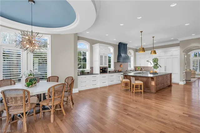 $12,999,999 | 40 5th Avenue South, Naples, FL 34102