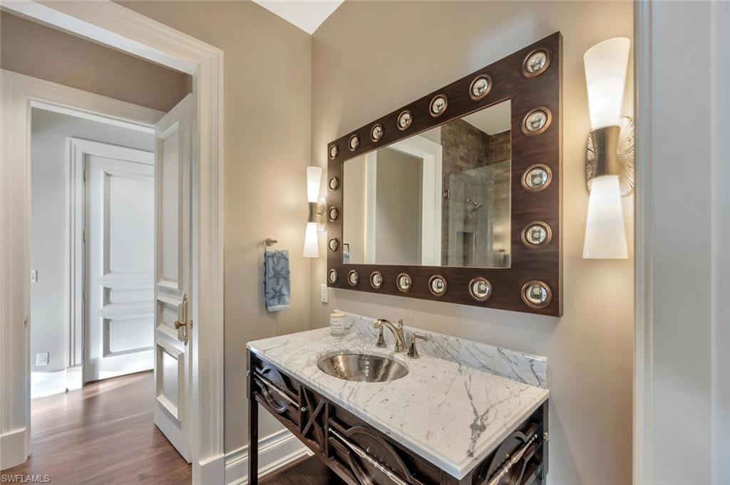 40 5th Avenue South Naples, FL 34102 - Photo 32 of 44