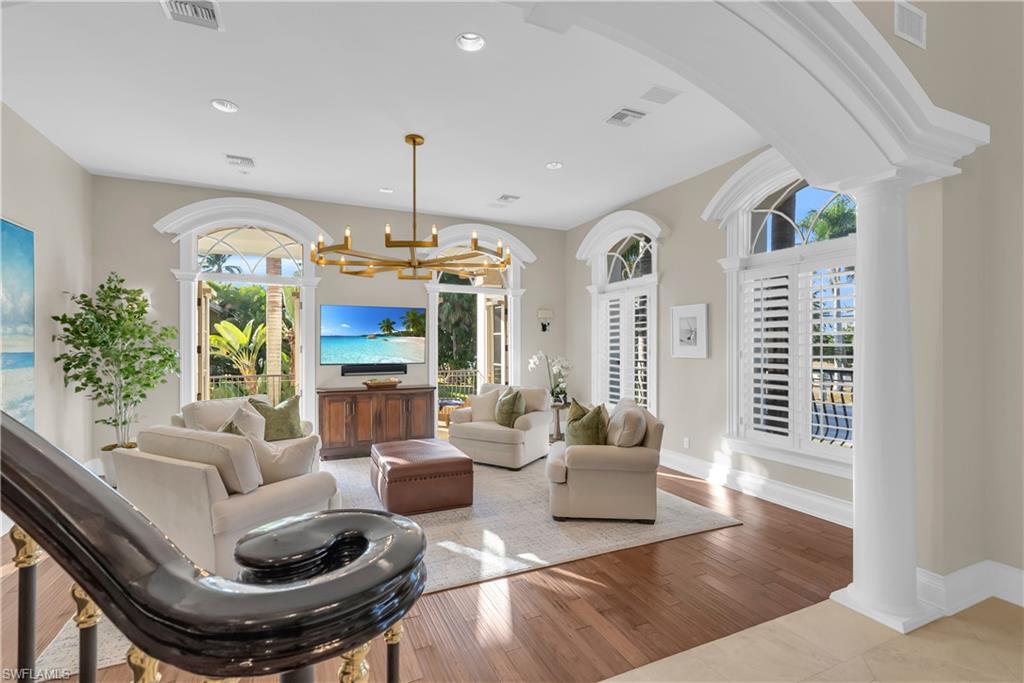 40 5th Avenue South Naples, FL 34102 - Photo 4 of 44