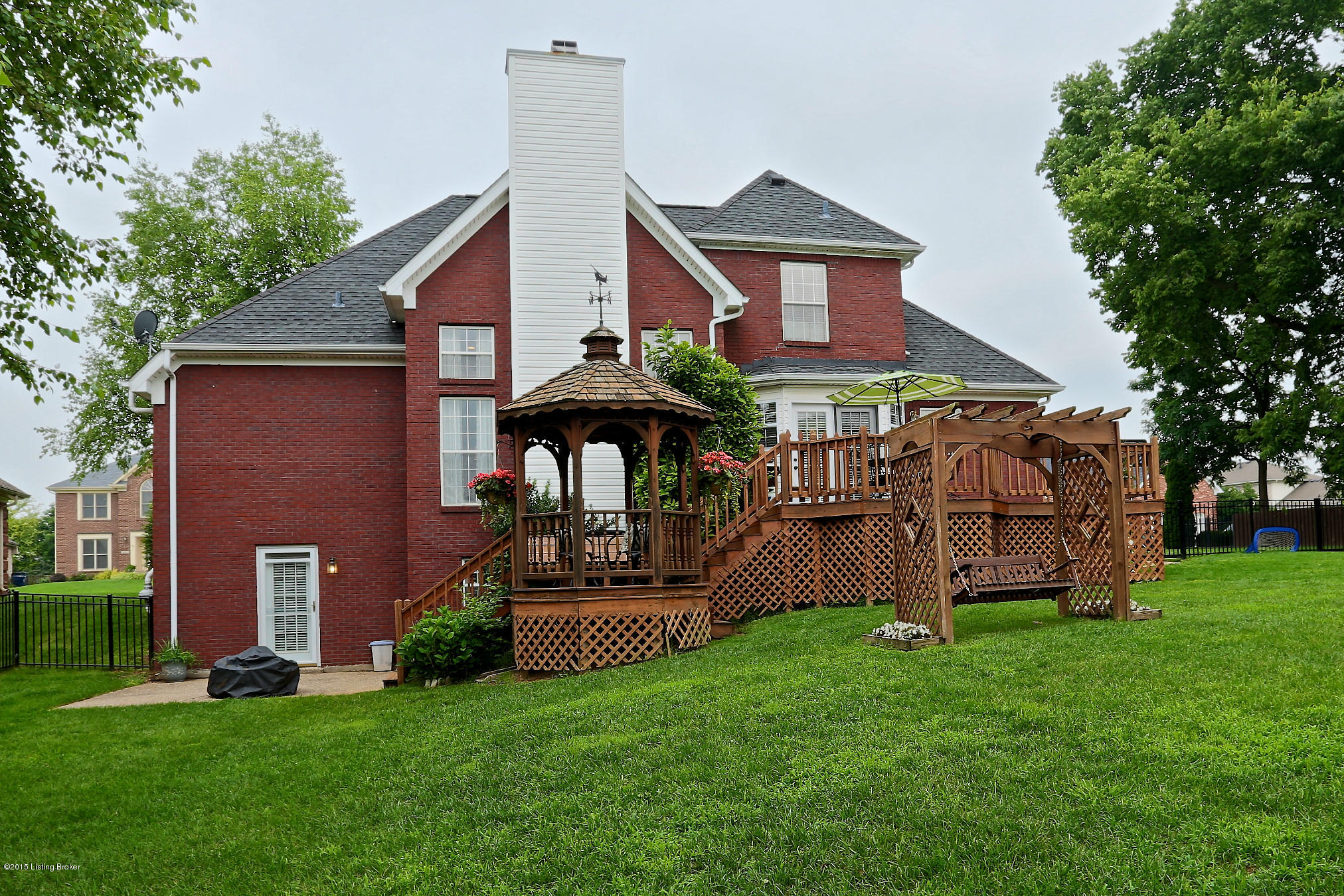 3513 Colonial Springs Road Louisville, KY 40245 - Photo 42 of 45 Full fenced backyard