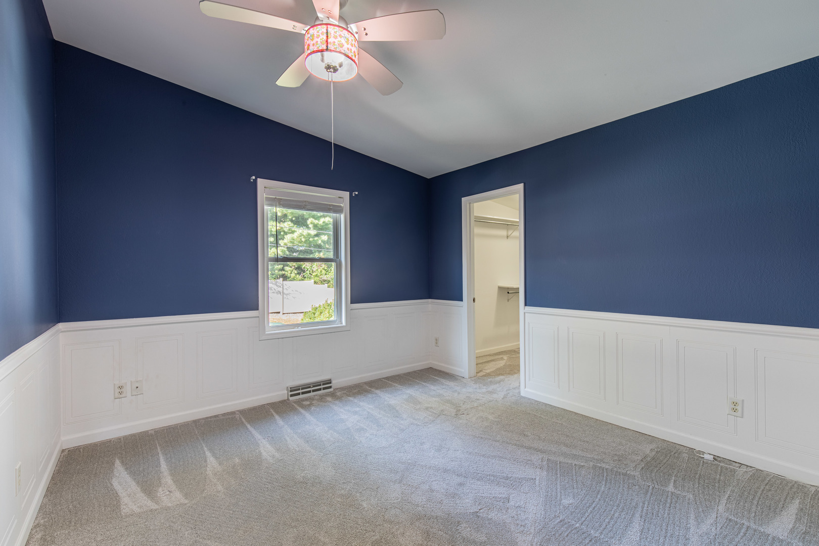 1106 Beech Drive Dixon, IL 61021 - Photo 16 of 32 an empty room with windows