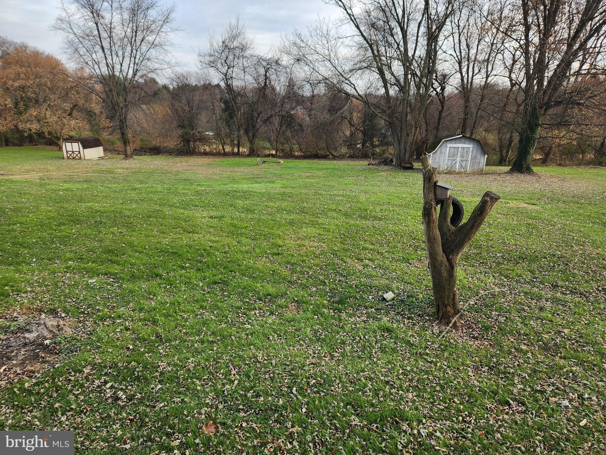 571 River Road Delta, PA 17314 - Photo 5 of 7 Great yard space