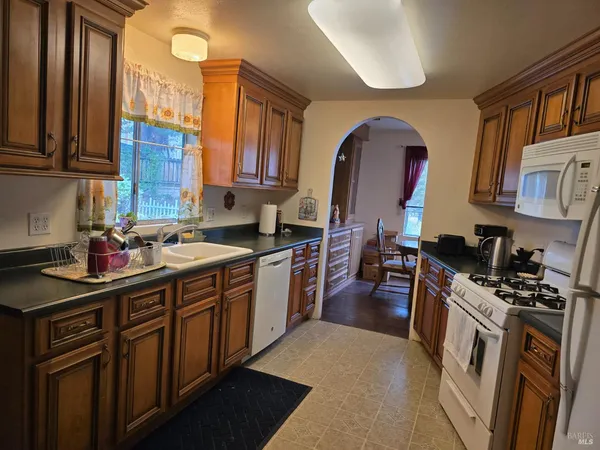 $159,000 | 186 Sequoia Circle, Santa Rosa, CA 95401