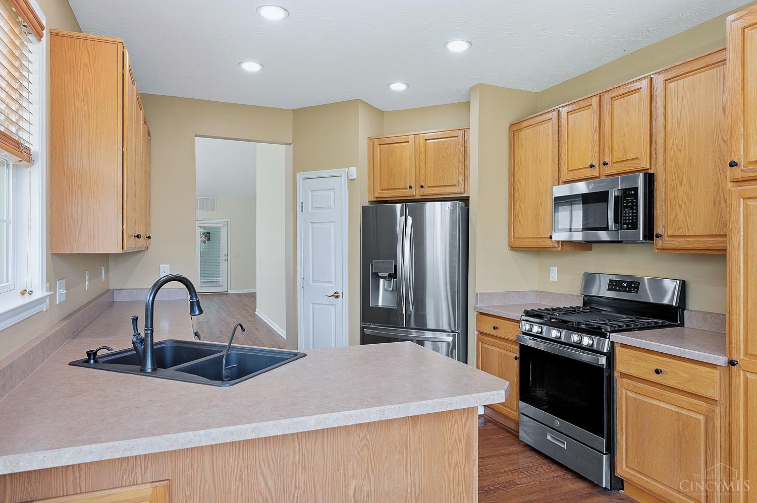 6183 Pondside Drive Maineville, OH 45039 - Photo 27 of 77