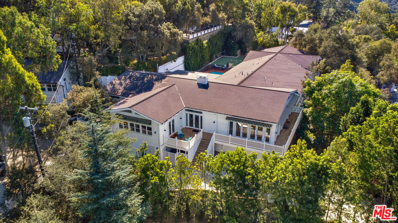 9669 Oak Pass Road Beverly Hills, CA 90210 - Photo 3 of 36
