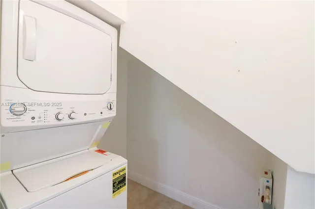 $3,500 | 2947 Coconut Avenue, Unit 4, Miami, FL 33133